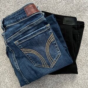 Hollister Women's Blue and Black Jeans (2 pairs)